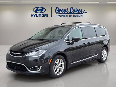 Used 2019 Chrysler Pacifica Touring-L Plus w/ Advanced Safetytec Group image 1