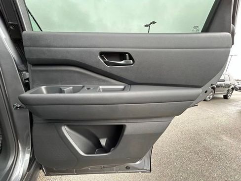 New 2026 Nissan Pathfinder SV AWD/4WD image 37
