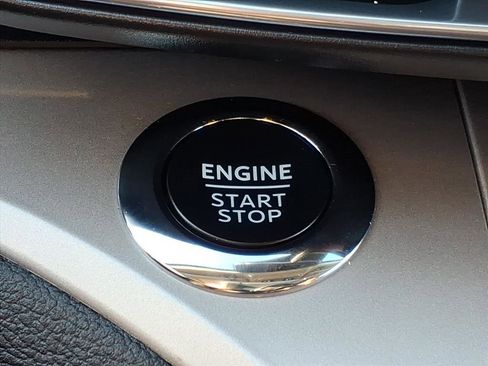 Used 2023 Ford Explorer XLT w/ Equipment Group 202A image 21