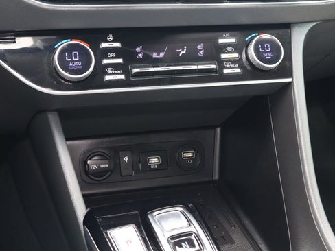 Used 2022 Hyundai Sonata Limited image 27