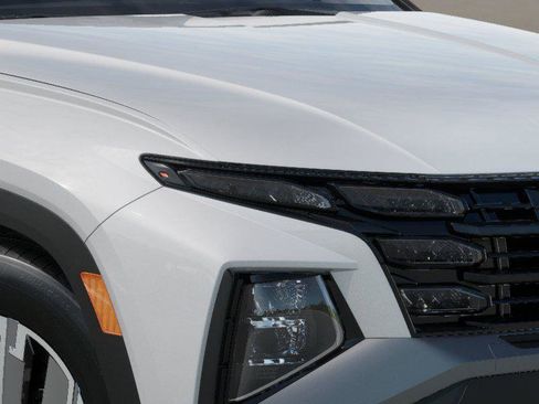 New 2026 Hyundai Tucson Blue SE image 9