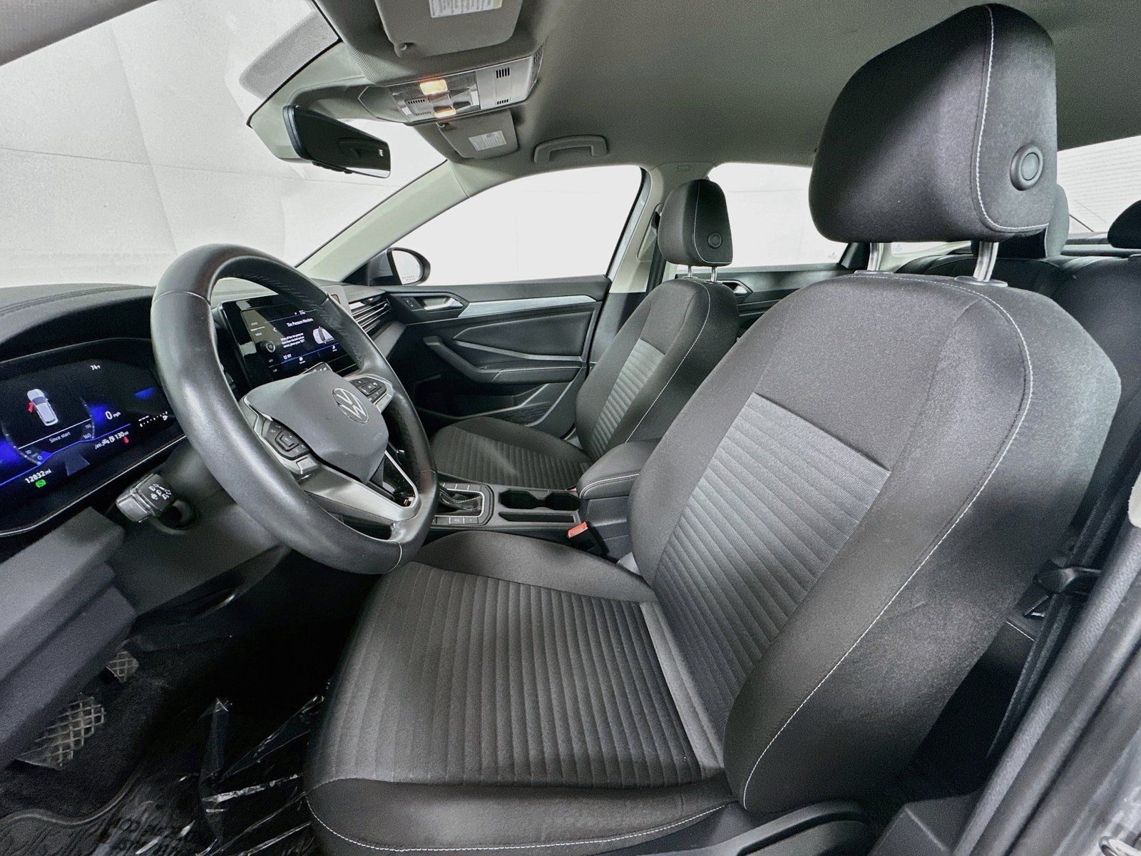 Used 2025 Volkswagen Jetta S FWD image 19