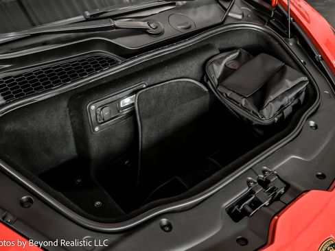 Used 2023 Lamborghini Huracan EVO image 14