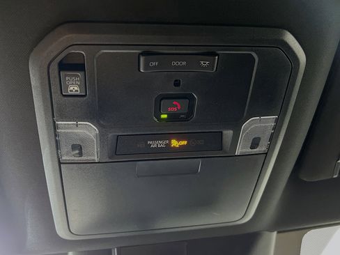 Used 2025 Toyota Tundra SR image 22