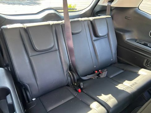Used 2023 Subaru Ascent Touring AWD/4WD image 51