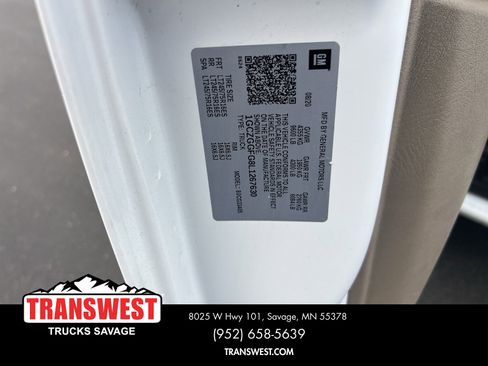 Used 2020 Chevrolet Express 3500 w/ Driver Convenience Package image 15