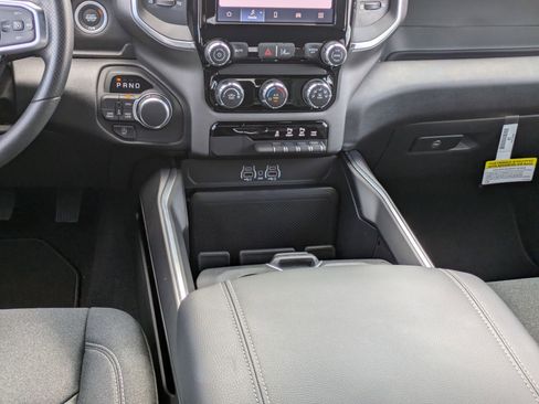 New 2026 RAM 1500 Express image 15