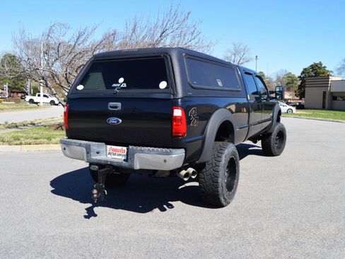 Used 2011 Ford F350 Lariat w/ Camper Pkg image 4