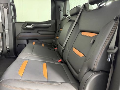 Used 2024 GMC Sierra 1500 AT4 AWD/4WD image 27