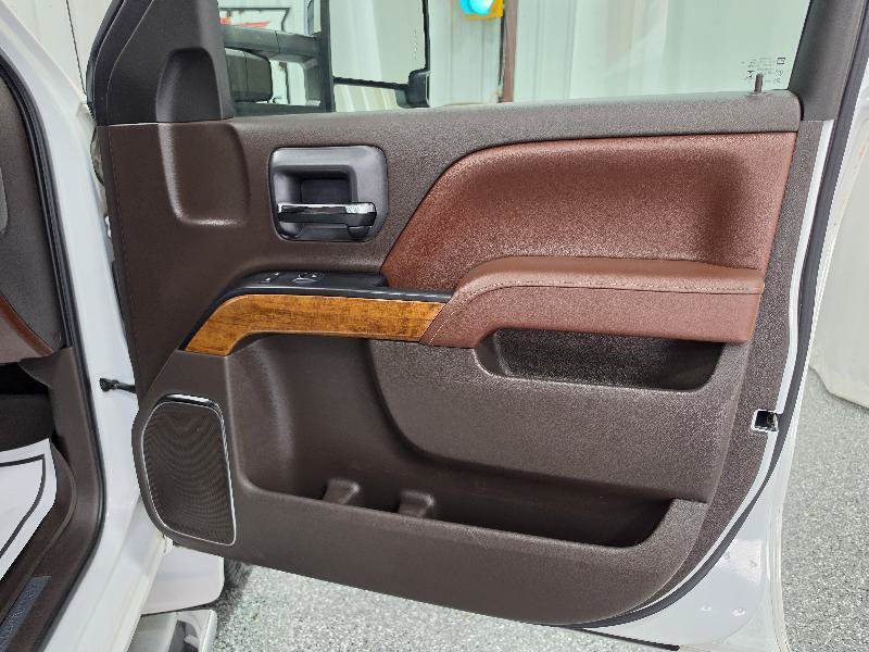 Used 2015 Chevrolet Silverado 3500 High Country w/ Duramax Plus Package AWD/4WD image 19
