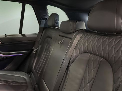 Used 2022 BMW X5 M50i w/ Executive Package image 13
