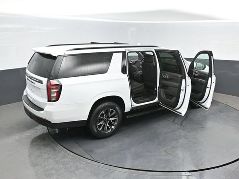 Used 2021 Chevrolet Suburban Z71 AWD/4WD image 27
