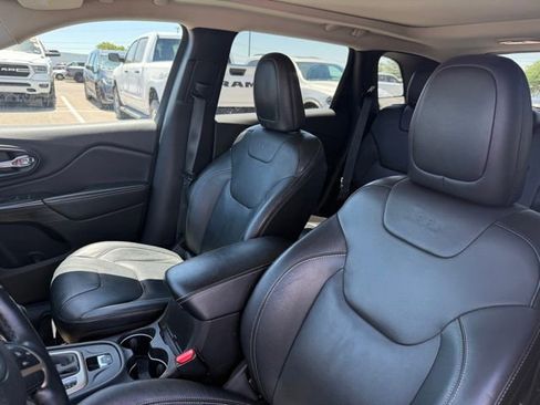 Used 2014 Jeep Cherokee Limited AWD/4WD image 13