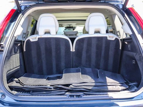 Used 2020 Volvo XC90 T5 Momentum w/ Protection Package Premier AWD/4WD image 23