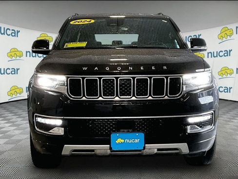 Used 2024 Jeep Wagoneer L Series II w/ Flexible Seating Group image 2