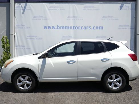 Used 2010 Nissan Rogue S w/ 360 Degree Value Pkg AWD/4WD image 8