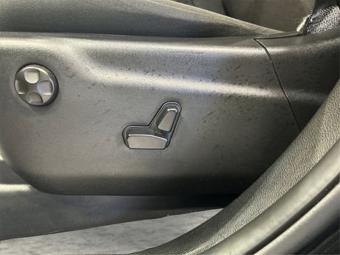 Used 2025 Dodge Durango GT image 17