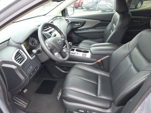 Used 2024 Nissan Murano SV w/ SV Midnight Edition Package image 8