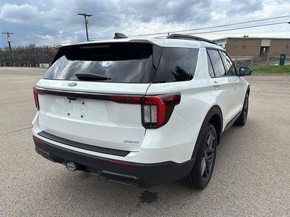 New 2026 Ford Explorer ST-Line w/ ST-Line Street Pack