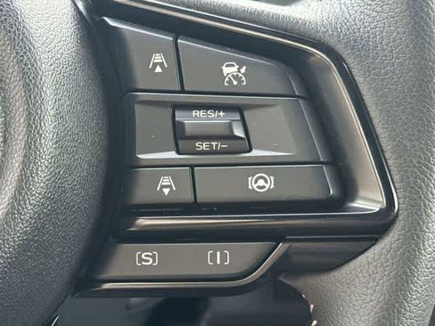 Certified 2025 Subaru Forester Premium AWD/4WD image 23