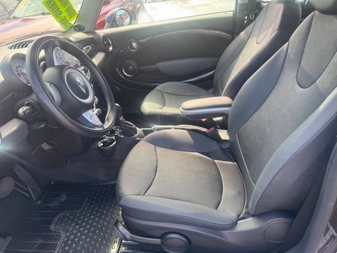 Used 2010 MINI Cooper Clubman Hardtop FWD image 9