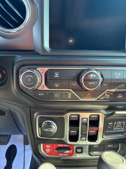 Used 2022 Jeep Wrangler Unlimited Rubicon 4xe w/ Safety Group AWD/4WD image 34