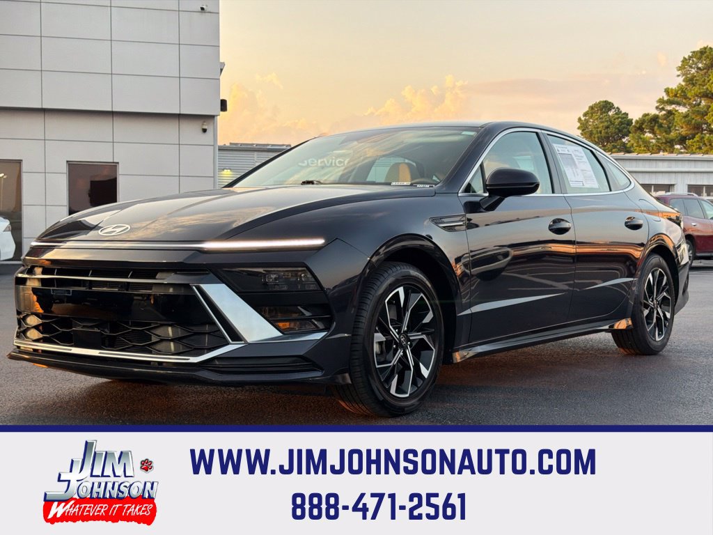 Used 2025 Hyundai Sonata SEL FWD image 1