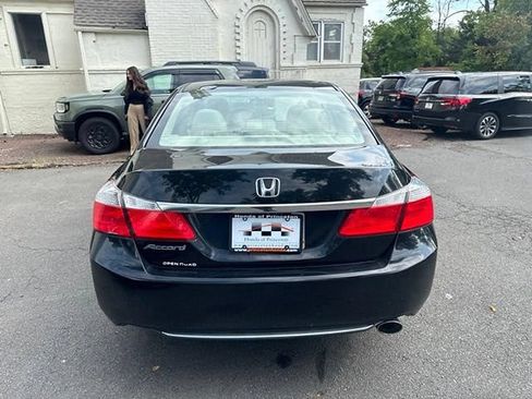 Used 2013 Honda Accord EX image 3