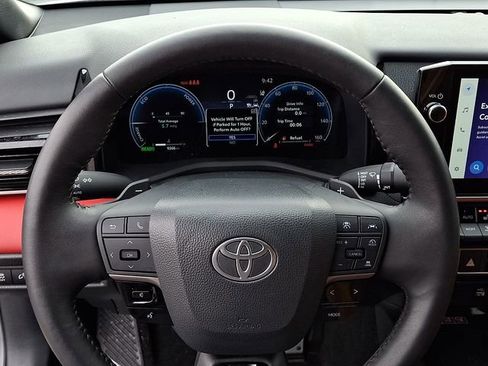 Used 2025 Toyota Camry XSE image 22