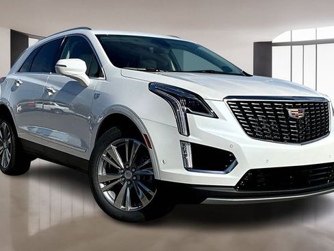 New 2026 Cadillac XT5 Premium Luxury w/ Driver Assist Package image 2