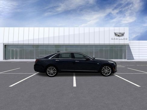 Used 2017 Cadillac CT6 Luxury AWD/4WD image 2