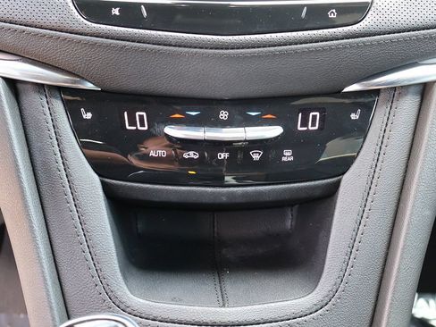 Used 2022 Cadillac XT5 Luxury FWD image 52