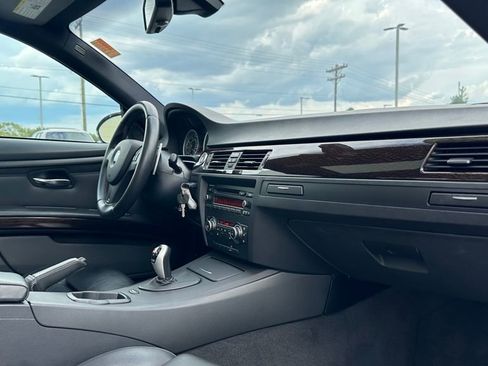 Used 2011 BMW M3 Base image 29