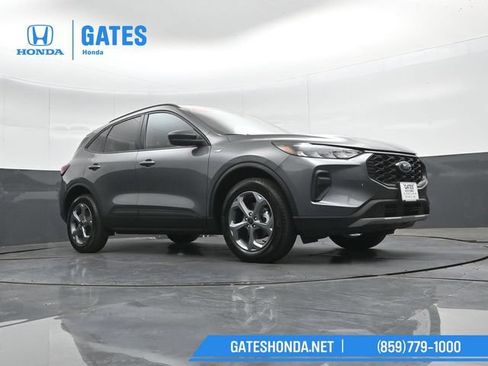 Used 2025 Ford Escape ST-Line AWD/4WD image 37