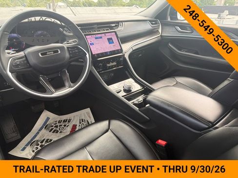 Used 2023 Jeep Grand Cherokee L Limited AWD/4WD image 15