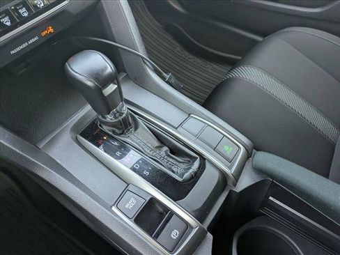 Used 2019 Honda Civic Sport image 12