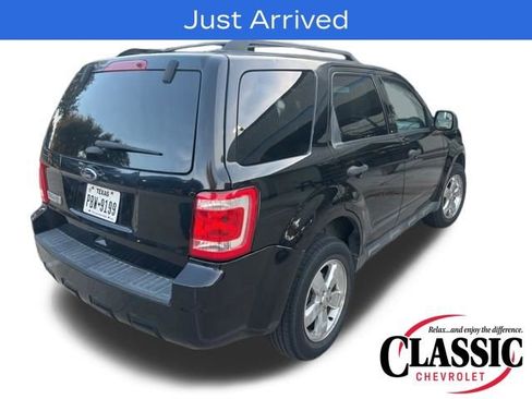 Used 2011 Ford Escape XLT w/ 203A Rapid Spec Order Code image 7