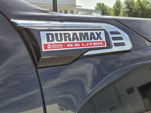 Used 2024 GMC Sierra 2500 Denali w/ Denali Reserve Package AWD/4WD image 10