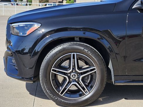Certified 2025 Mercedes-Benz GLE 450 4MATIC image 10