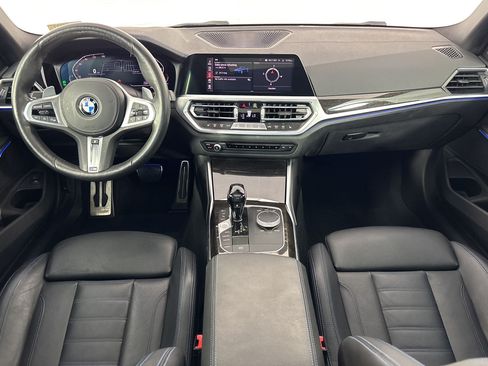 Used 2020 BMW 330i Sedan w/ M Sport Package RWD image 15