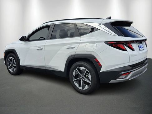 Used 2025 Hyundai Tucson SEL FWD image 3