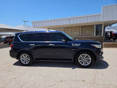 Used 2018 INFINITI QX80 2WD w/ Driver Assistance Package image 9