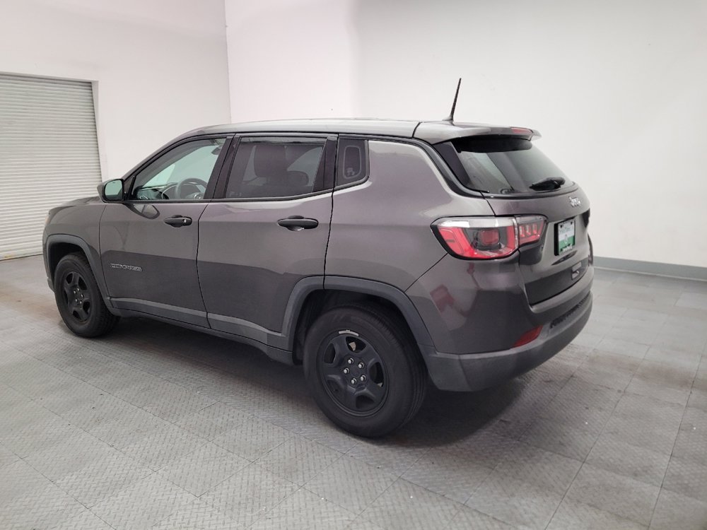 Used 2018 Jeep Compass Sport FWD image 3