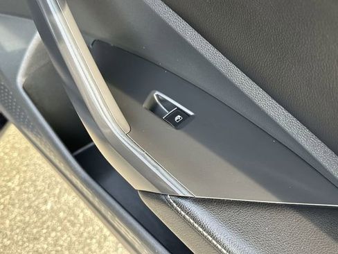 Certified 2024 Volkswagen Jetta S image 31