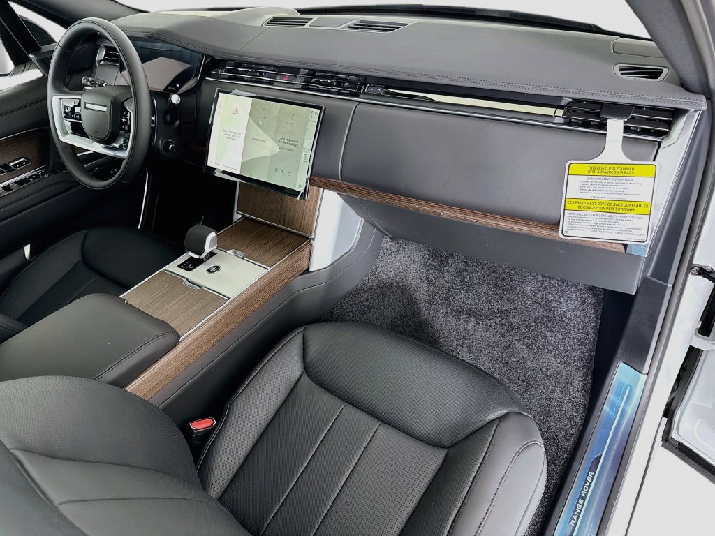 New 2026 Land Rover Range Rover SE AWD/4WD image 18