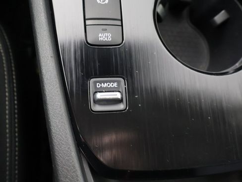 Used 2023 Nissan Rogue S image 42