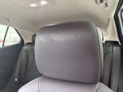 Used 2023 Buick Envision Essence image 29