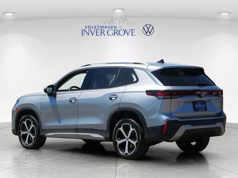 Certified 2025 Volkswagen Tiguan SE AWD/4WD image 5