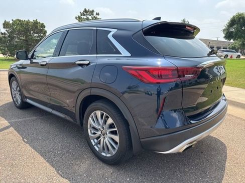 Used 2023 INFINITI QX50 Luxe FWD image 7