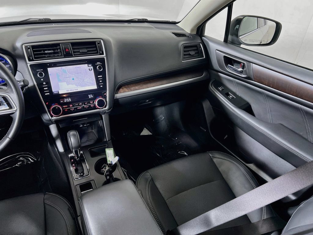 Used 2019 Subaru Outback 2.5i Limited AWD/4WD image 23